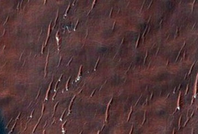 NASA опубликовало больше тысячи новых фото Марса